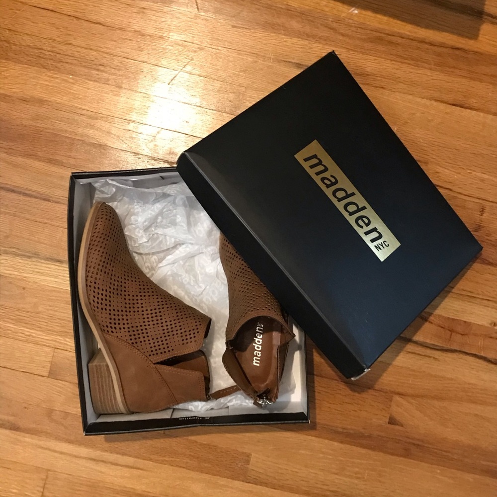 Steve Madden leather Ankle Booties